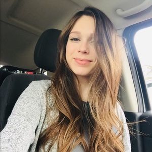 Meet your Posher, Janelle